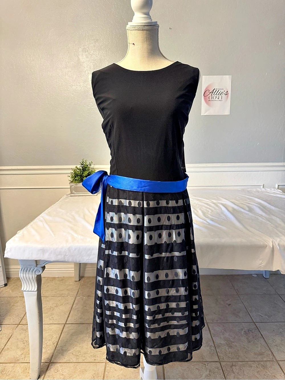 R&K Striped A line Dress in Black & Blue Size Medium NWT size 18